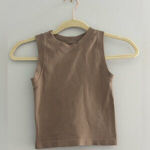 Aura tank. Very good condition never been worn.